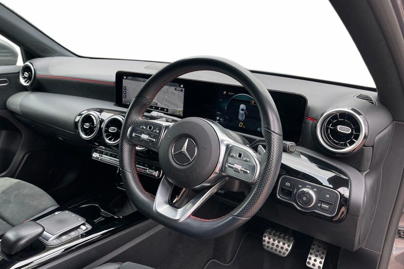 Mercedes-Benz A Class 1.3 A200 Amg Line Executive Hatchback Grey #5