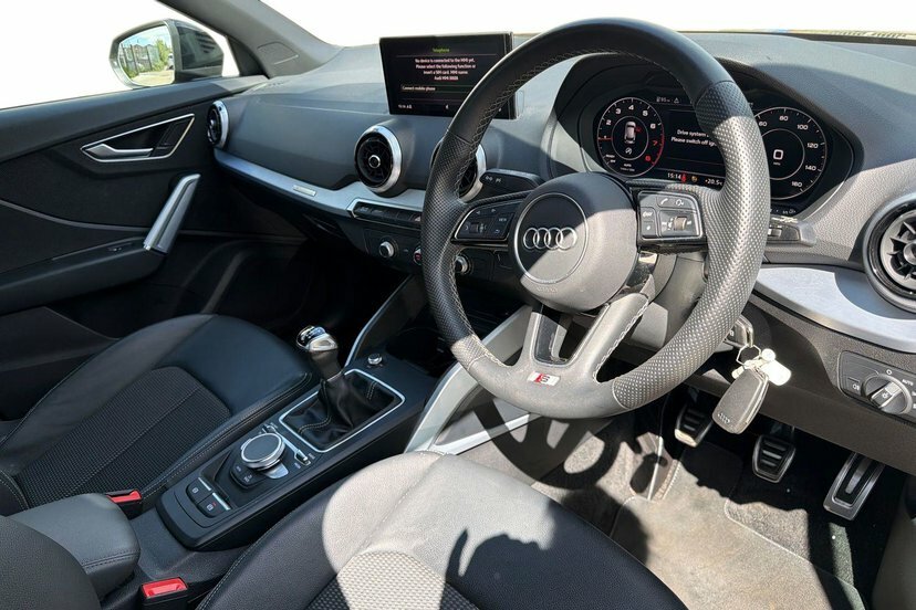 Audi Q2 1.0 Tfsi 30 S Line Suv 110 Ps Black #6