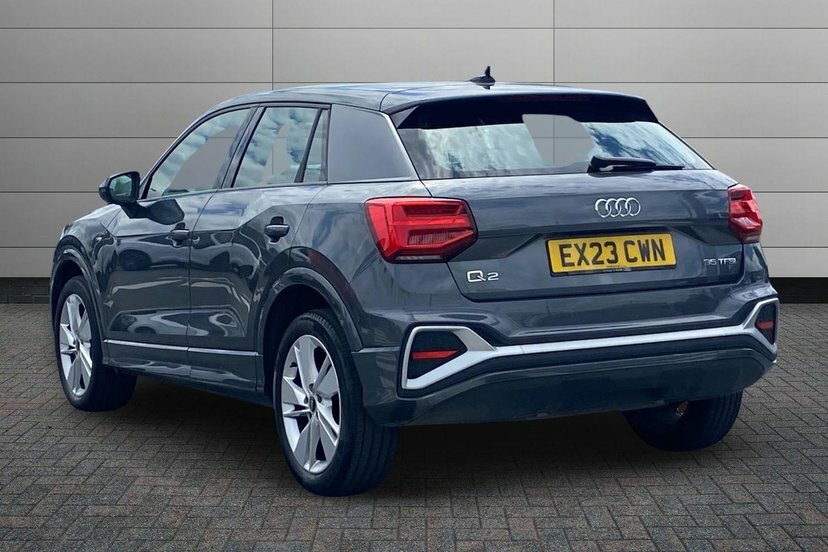 Audi Q2 1.5 Tfsi Cod 35 S Line Suv 150 Grey #3