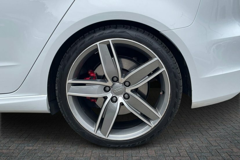 Audi S3 2.0 Tfsi Sportback S Tronic Quattro Na White #4