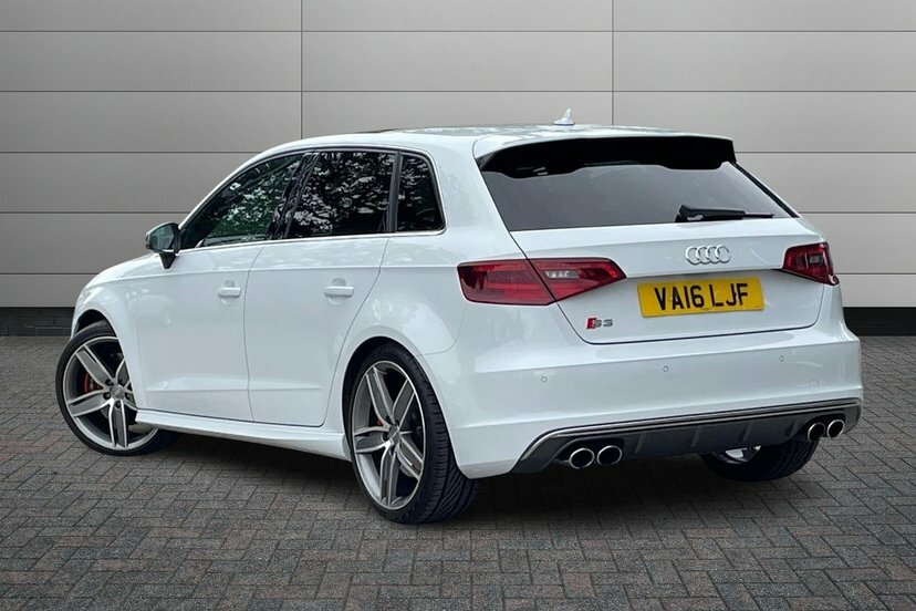 Audi S3 2.0 Tfsi Sportback S Tronic Quattro Na White #3