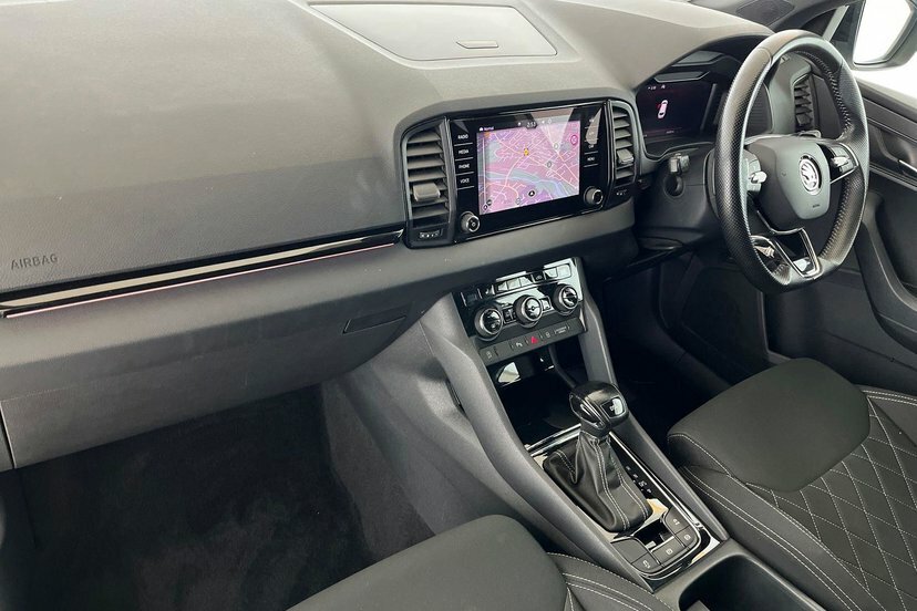 Skoda Karoq Karoq Sportline 1.5 Tsi 150 Ps Dsg YD22GZJ Silver #2