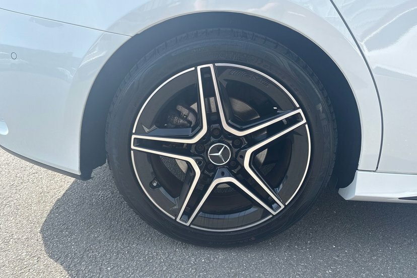 Mercedes-Benz A Class 1.3 A200 Amg Line Edition Executive Saloon P White #4