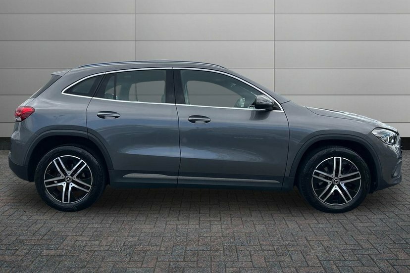 Mercedes-Benz GLA Class 1.3 Gla200 Sport Suv 7G-dct 163 Ps Grey #3
