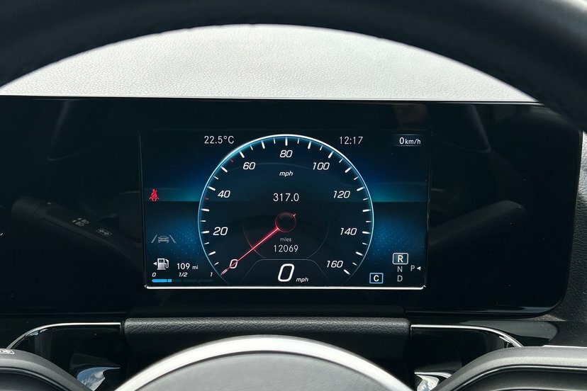 Mercedes-Benz GLA Class 1.3 Gla200 Sport Suv 7G-dct 163 Ps Grey #6