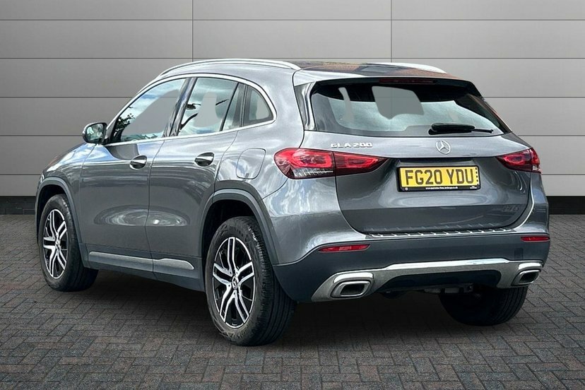 Mercedes-Benz GLA Class 1.3 Gla200 Sport Suv 7G-dct 163 Ps Grey #2