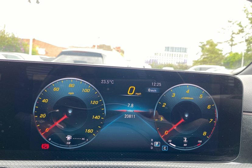 Mercedes-Benz A Class 1.3 A180 Amg Line Premium Saloon 7G-d DE72AFJ White #6