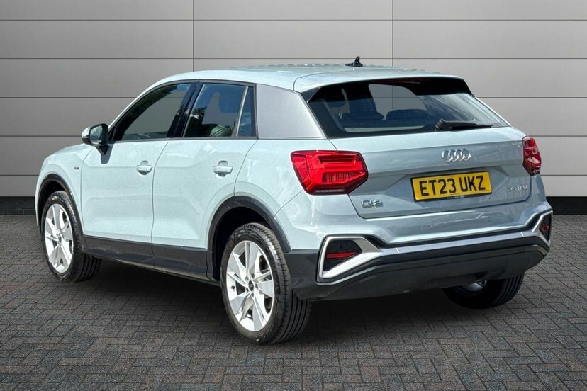 Audi Q2 1.5 Tfsi Cod 35 S Line Suv S Tronic 15 ET23UKZ Grey #3