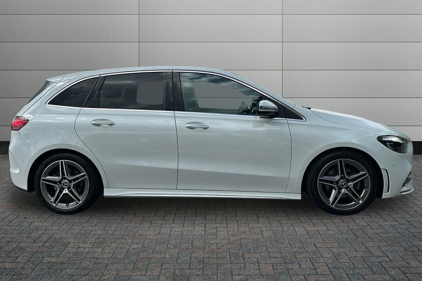 Mercedes-Benz B Class B200 Amg Line Premium White #3