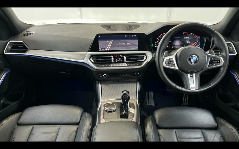 BMW 3 Series 320I Xdrive M Sport Saloon EO69BDV White #4
