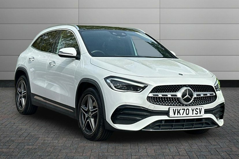 Mercedes-Benz GLA Class Gla250 Amg Line Premium Plus White