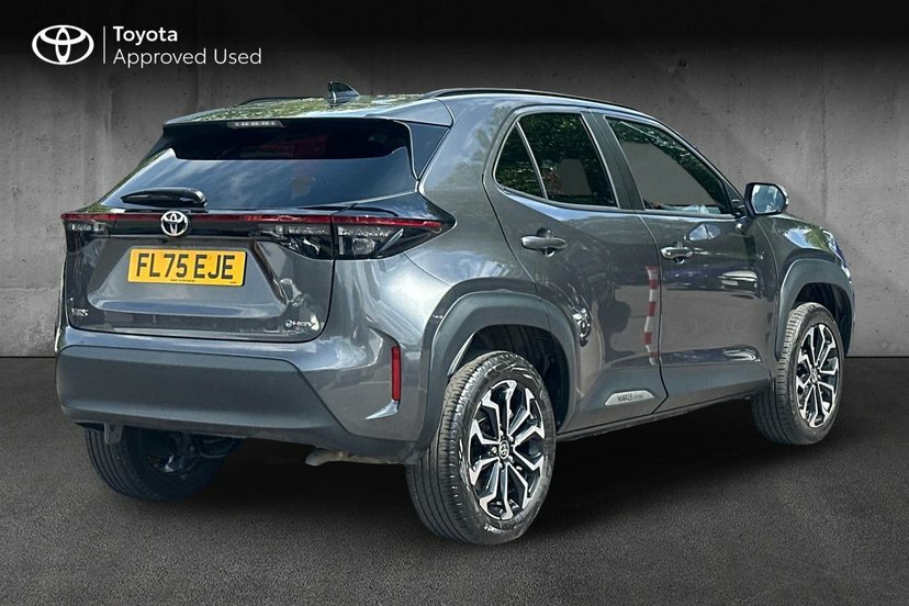 Toyota Yaris Cross 1.5 Vvt-h Design Suv Hybrid E-cvt 116 Grey #2