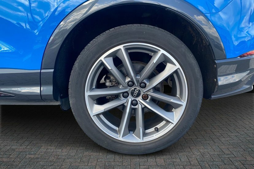Audi Q3 1.5 Tfsi Cod 35 Black Edition Suv S Tro Blue #5