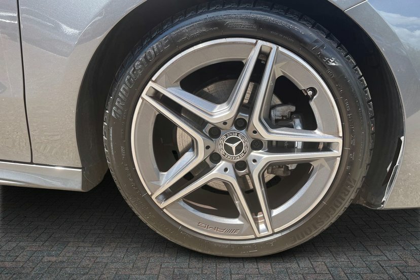 Mercedes-Benz CLA Class Cla180h Mhev Amg Line Executive Shooting Brake KP75UTC Grey #4