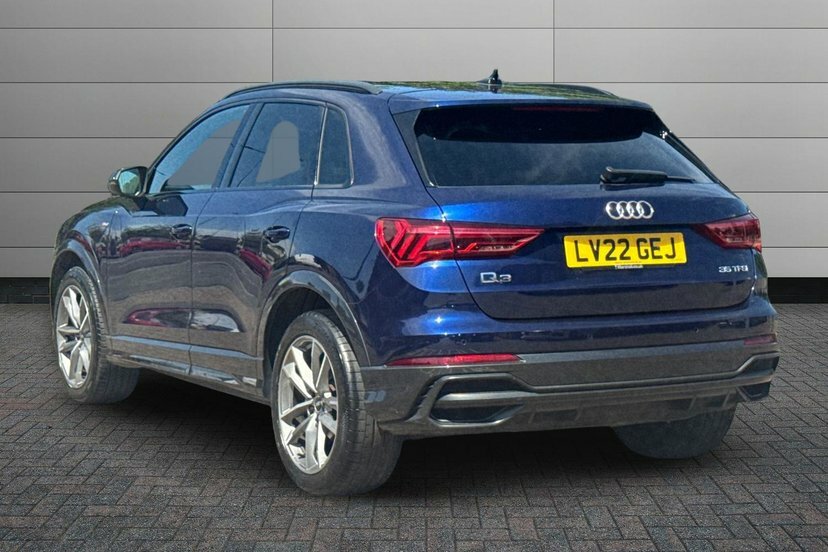 Audi Q3 1.5 Tfsi Cod 35 Black Edition Suv S Tro LV22GEJ Blue #3
