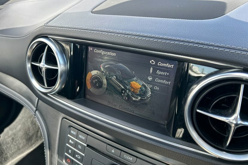 Mercedes-Benz SL Class Sl 400 Amg Line 9G-tronic Black #42