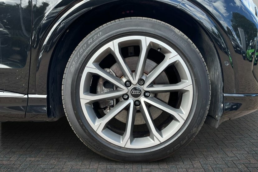 Audi Q4 E Tron 40 Edition 1 Suv 82Kwh 204 Ps Black #5