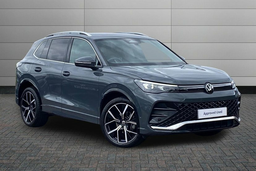 Volkswagen Tiguan 1.5 Etsi Mhev R-line Suv Hybrid Dsg 15 Grey