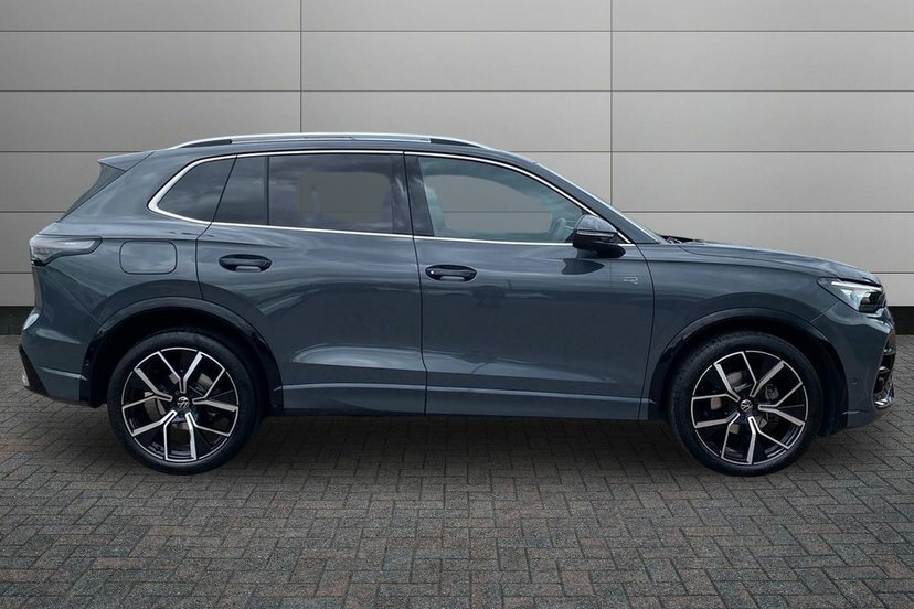 Volkswagen Tiguan 1.5 Etsi Mhev R-line Suv Hybrid Dsg 15 Grey #4