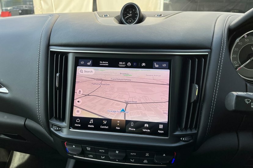 Maserati Levante Levante V8 Trofeo Grey #27