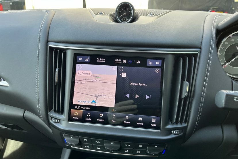 Maserati Levante Levante V8 Trofeo Grey #25