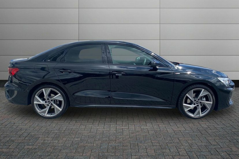 Audi A3 1.5 Tfsi 35 Black Edition Saloon S Tron Black #4