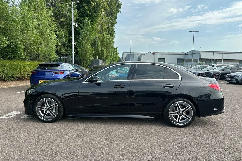Mercedes-Benz C Class C300e Amg Line 9G-tronic 2025 Black #23