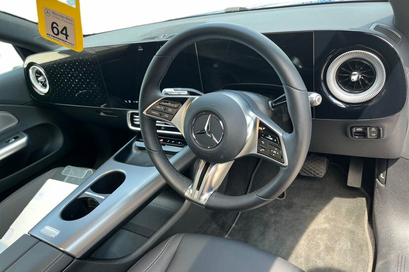 Mercedes-Benz CLA Class Cla250 85Kwh Sport Edition Saloon 272 Ps KM75HWE Blue #5