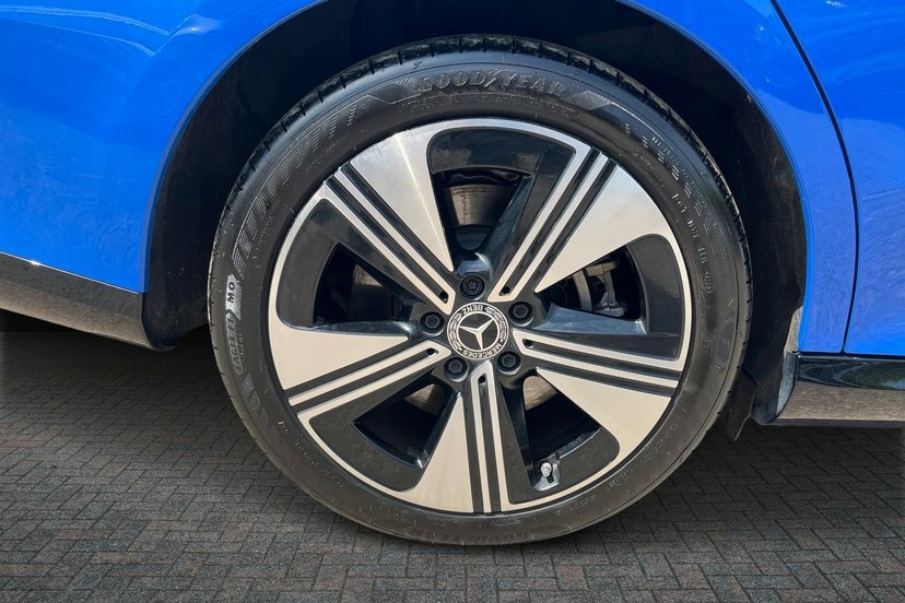 Mercedes-Benz CLA Class Cla250 85Kwh Sport Edition Saloon 272 Ps KM75HWE Blue #4