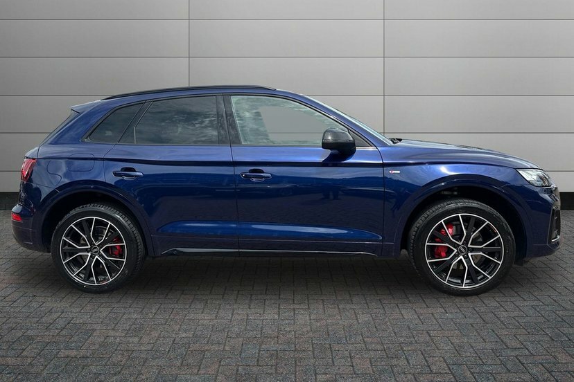 Audi Q5 2.0 Tfsi 45 Edition 1 Suv S Tronic Quat B2LFW Blue #4