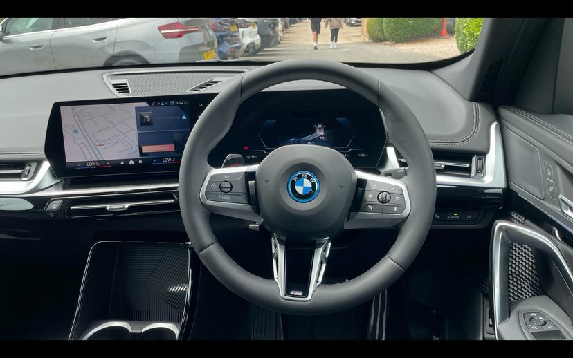 BMW iX1 Ix1 Edrive20 M Sport Blue #5
