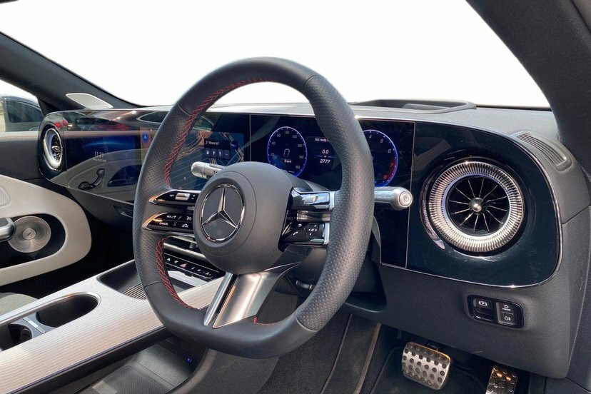 Mercedes-Benz CLA Class Cla220h Hybrid Amg Line Premium Plus Saloon Blue #5