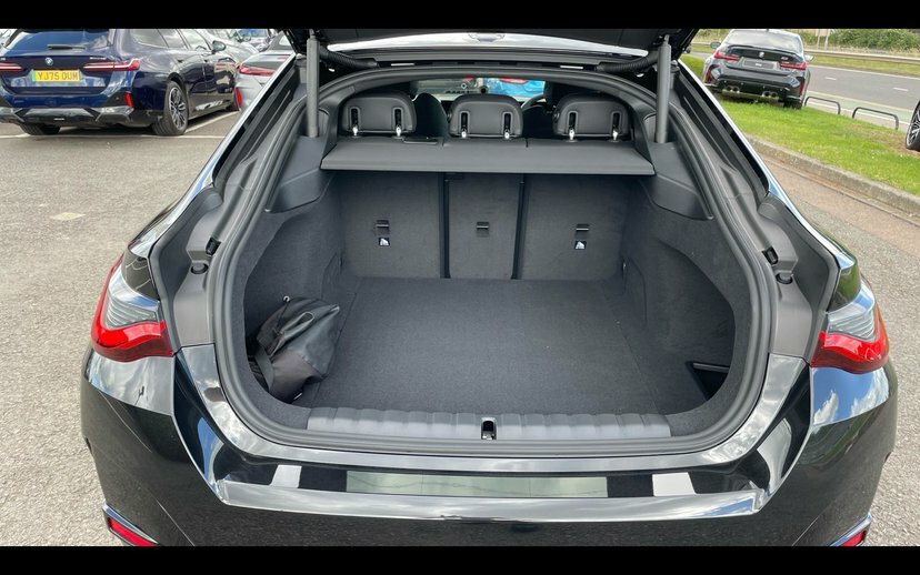 BMW i4 250Kw Edrive40 M Sport 83.9Kwh Blue #13