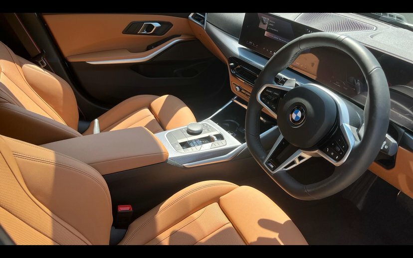 BMW 3 Series 320I M Sport Touring AK26ULB Black #6