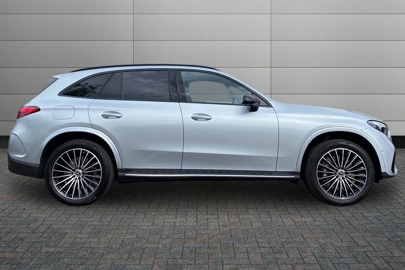 Mercedes-Benz GLC Class 2.0 Glc300e 31.2Kwh Amg Line Premium Plus Suv KP75OFL Silver #3