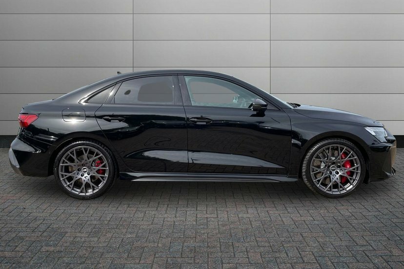 Audi RS3 2.5 Tfsi Carbon Black Saloon S Tronic Q Black #4