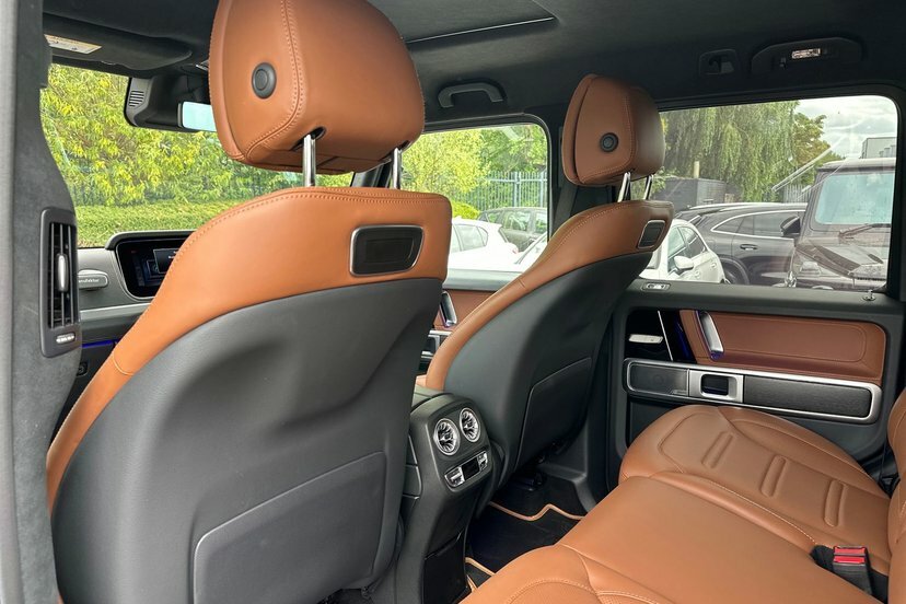 Mercedes-Benz G Class 2.9 G400d Amg Line Premium Plus Suv G Black #23