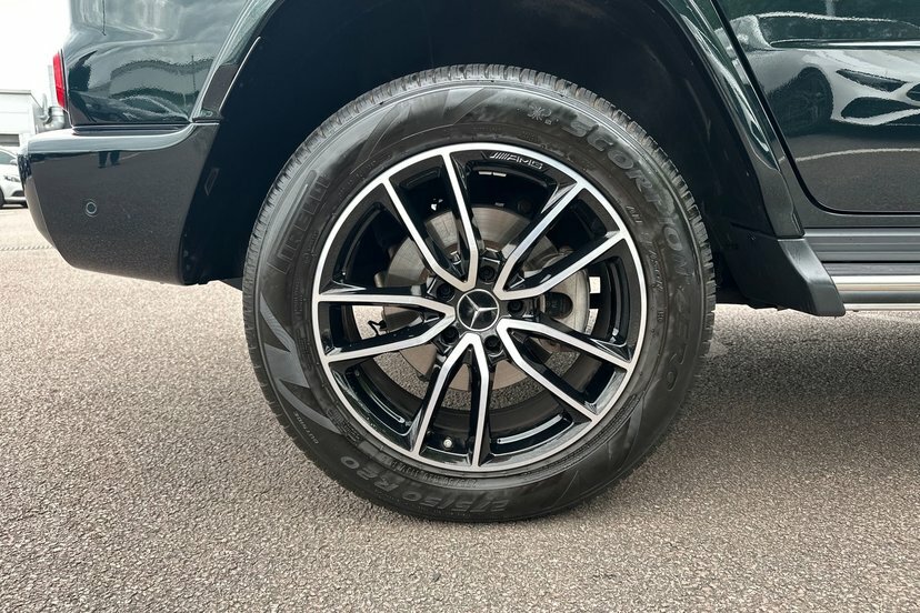 Mercedes-Benz G Class 2.9 G400d Amg Line Premium Plus Suv G Green #4