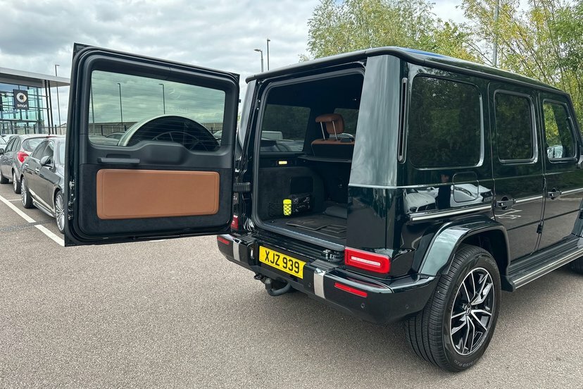 Mercedes-Benz G Class 2.9 G400d Amg Line Premium Plus Suv G Black #31