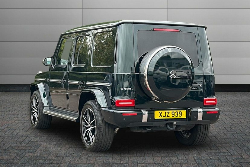 Mercedes-Benz G Class 2.9 G400d Amg Line Premium Plus Suv G Green #2
