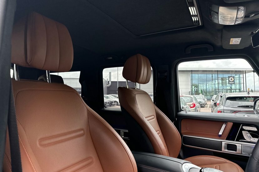 Mercedes-Benz G Class 2.9 G400d Amg Line Premium Plus Suv G Black #38