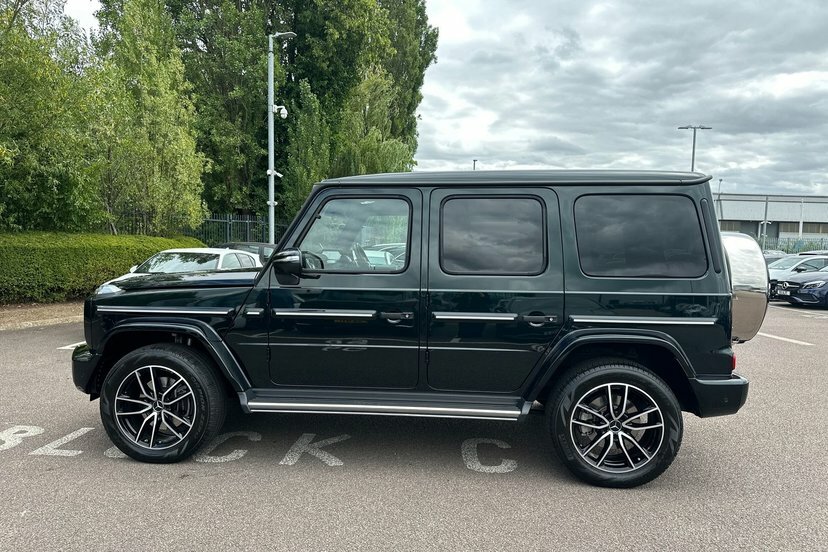 Mercedes-Benz G Class 2.9 G400d Amg Line Premium Plus Suv G Black #17