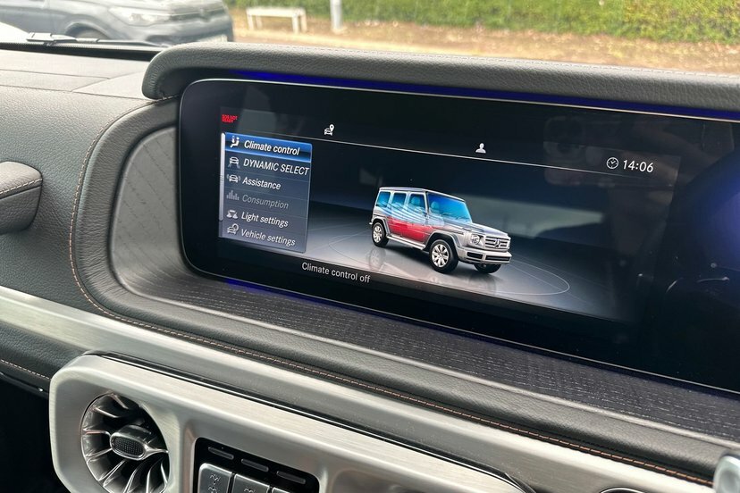Mercedes-Benz G Class 2.9 G400d Amg Line Premium Plus Suv G Black #47