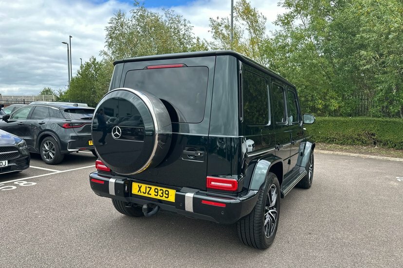 Mercedes-Benz G Class 2.9 G400d Amg Line Premium Plus Suv G Black #28