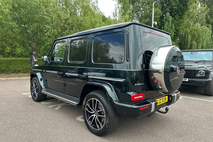 Mercedes-Benz G Class 2.9 G400d Amg Line Premium Plus Suv G Black #25