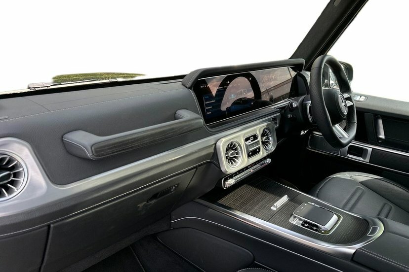 Mercedes-Benz G Class 2026 26 Mercedes Benz G450d Amg Line Premium Plus Black #9