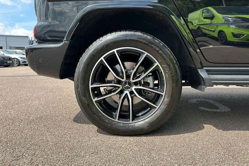 Mercedes-Benz G Class G450d Amg Line Premium Plus Black #4