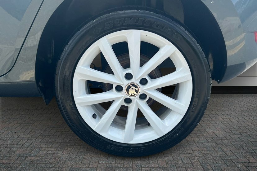 Skoda Fabia 1.0 Se L Hatchback 75 Ps EJ19FPA Grey #5