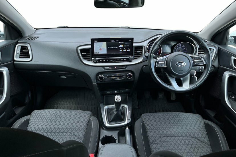 Kia Ceed 1.0 T-gdi Eco 2 Hatchback 118 B White #6