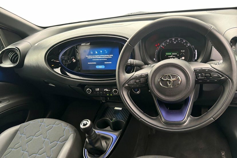 Toyota Aygo X 1.0 Vvt-i Exclusive Hatchback 7 Black #5